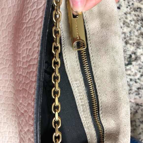 Burberry auth , good condition , used - Picture 3 of 5